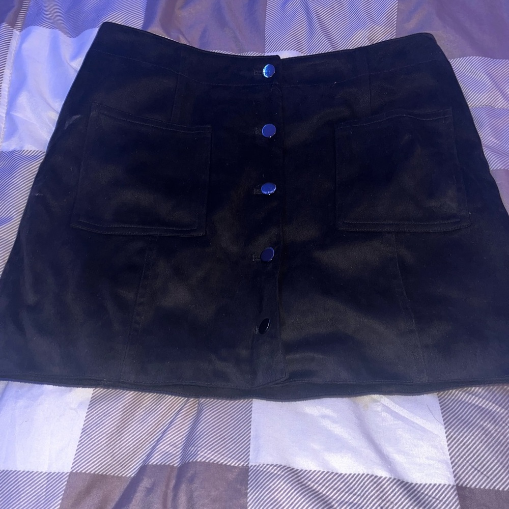 Forever 21 Black A-Line Skirt with Pockets